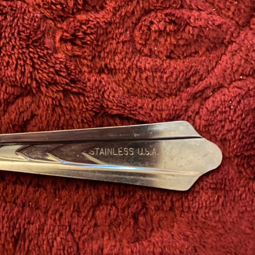 Elegant Silver Fork and Spoon Set. International 18/10. Excellent condition.